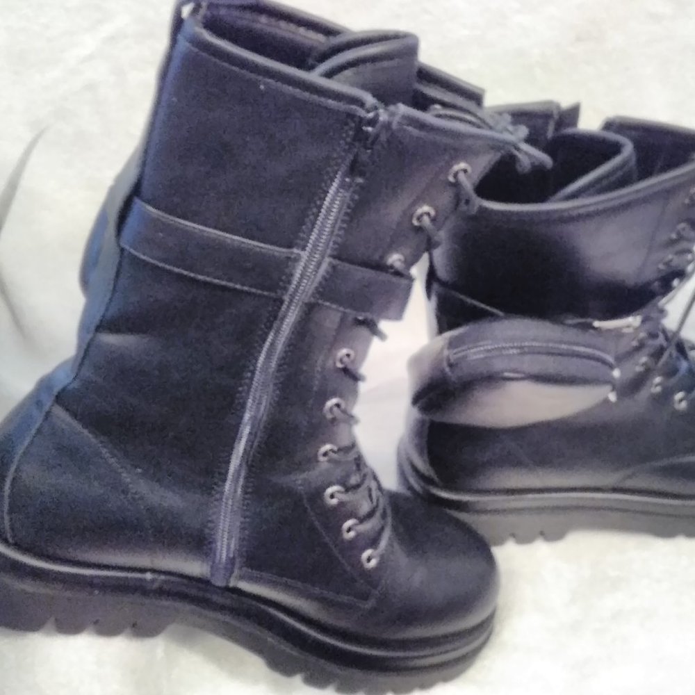 Tank Girl Styled Combat Boot Ready for the Winter
